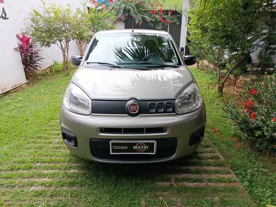 FIAT UNO 1.0 EVO ATTRACTIVE 8V FLEX 4P MANUAL FIAT UNO 1.0 EVO ATTRACTIVE 8V FLEX 4P MANUAL